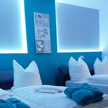 מלון דירות Blissberg 4*