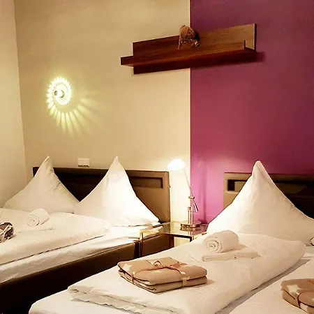 Blissberg מלון דירות 4*