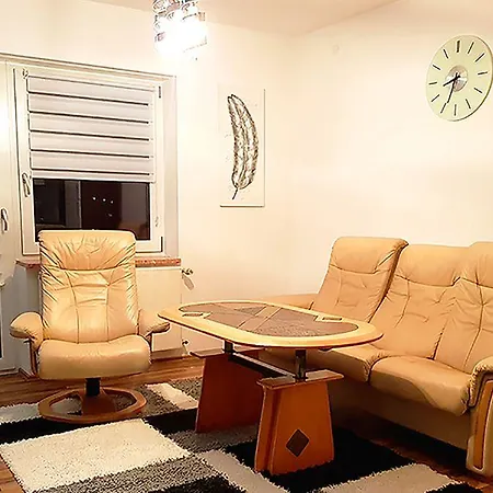 Blissberg מלון דירות 4*